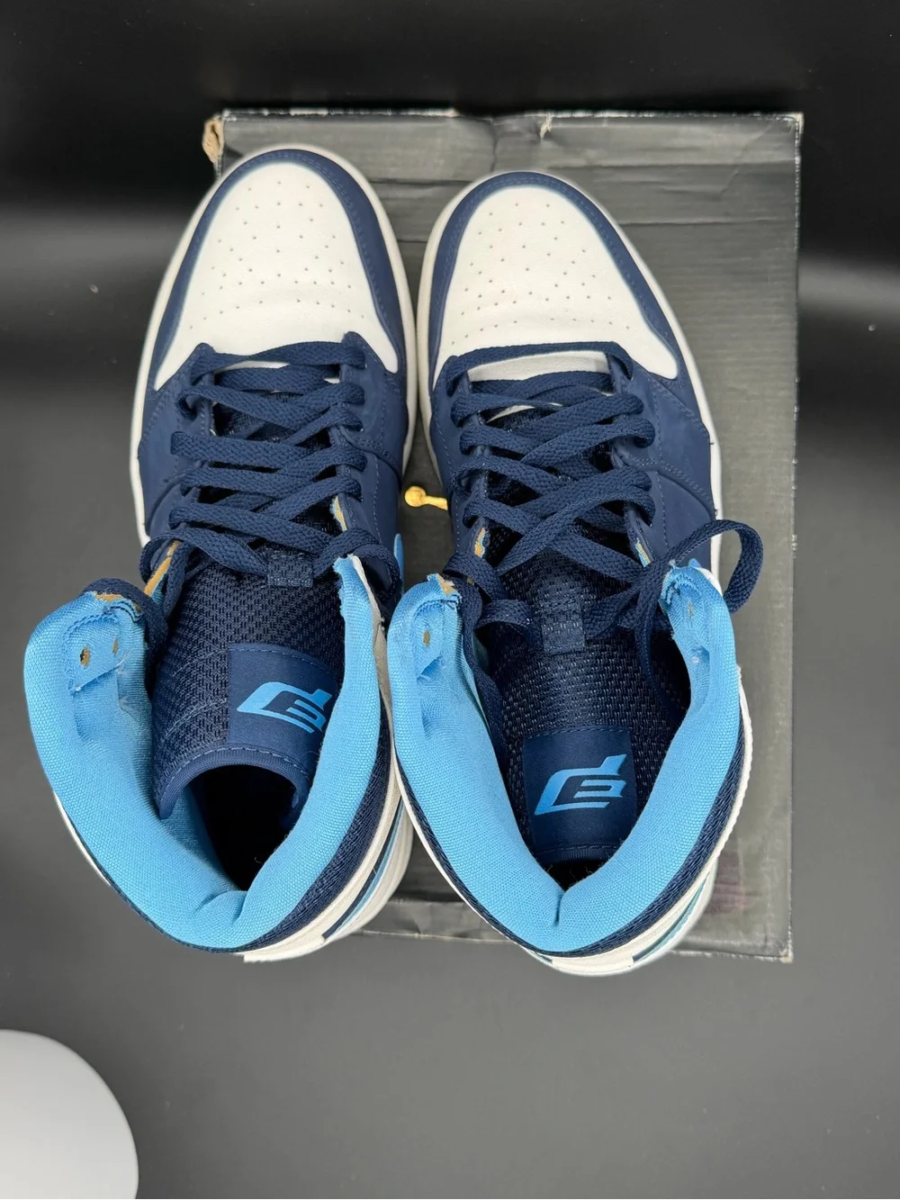 Air Jordan 1 High Top Sneakers in midnight navy and University Blue 11.5 M A+